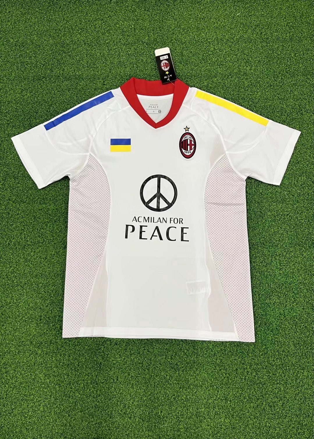 AC Milan maillot Soutien Ukraine 2023 2024