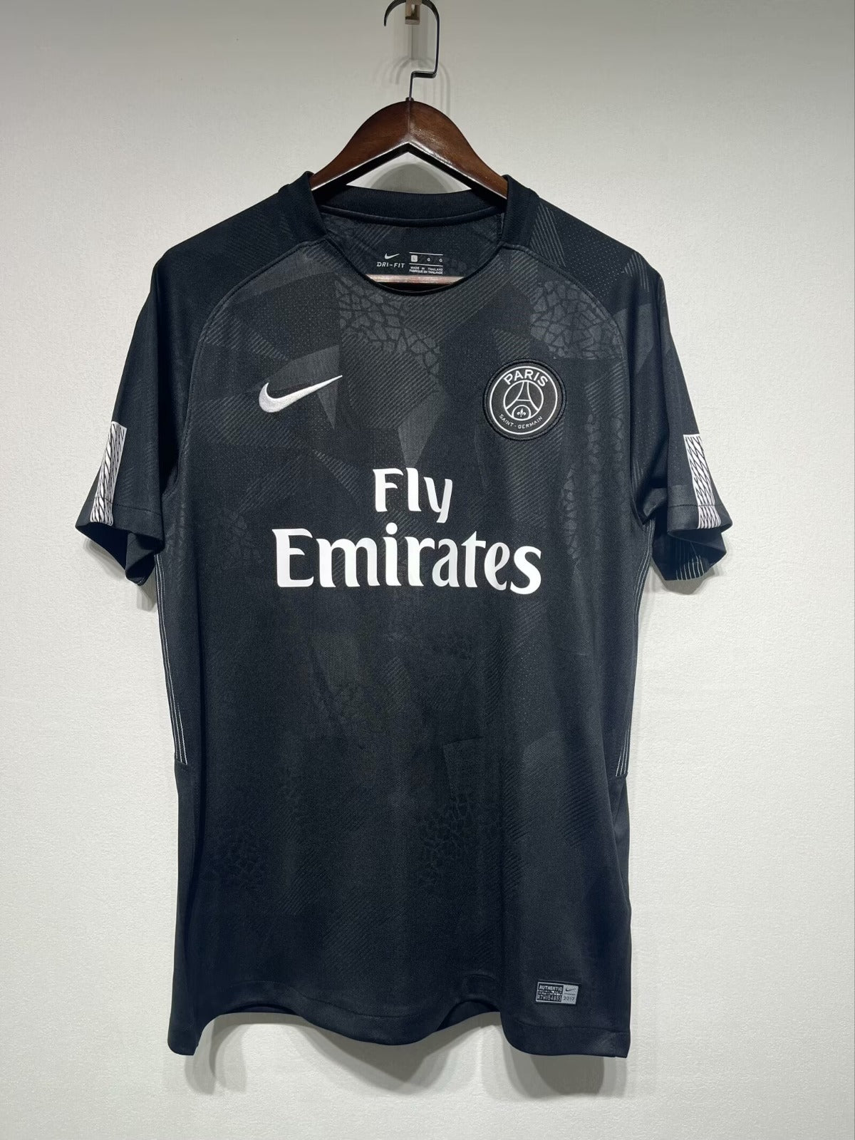 Maillot 24/25 PSG Spécial