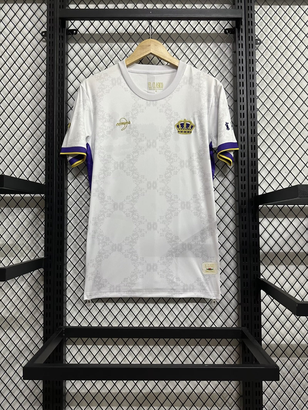 24/25 Real Madrid Spezielles weißes Trikot