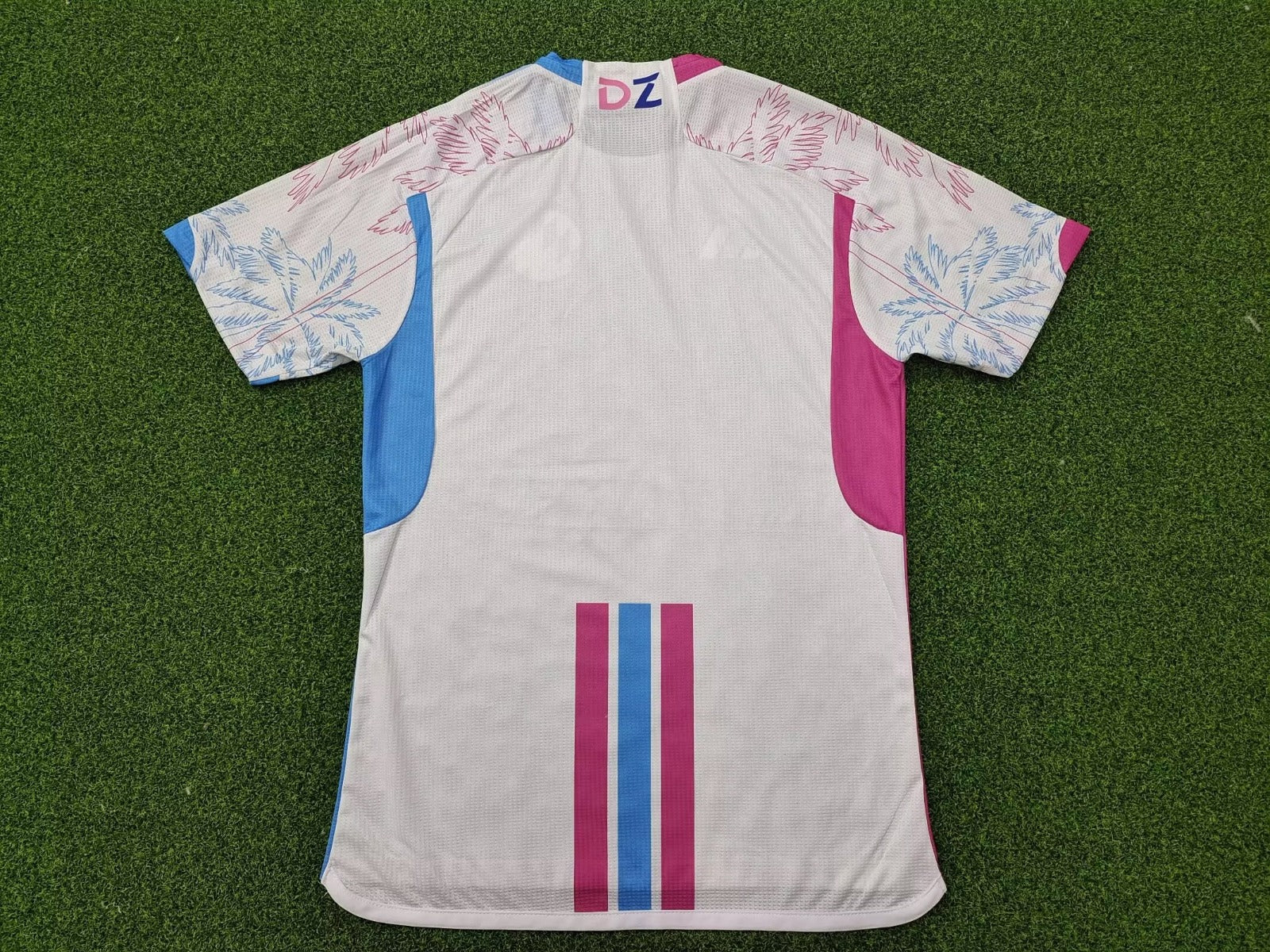 SPIELER 24/25 Algerien Trikot Rosa