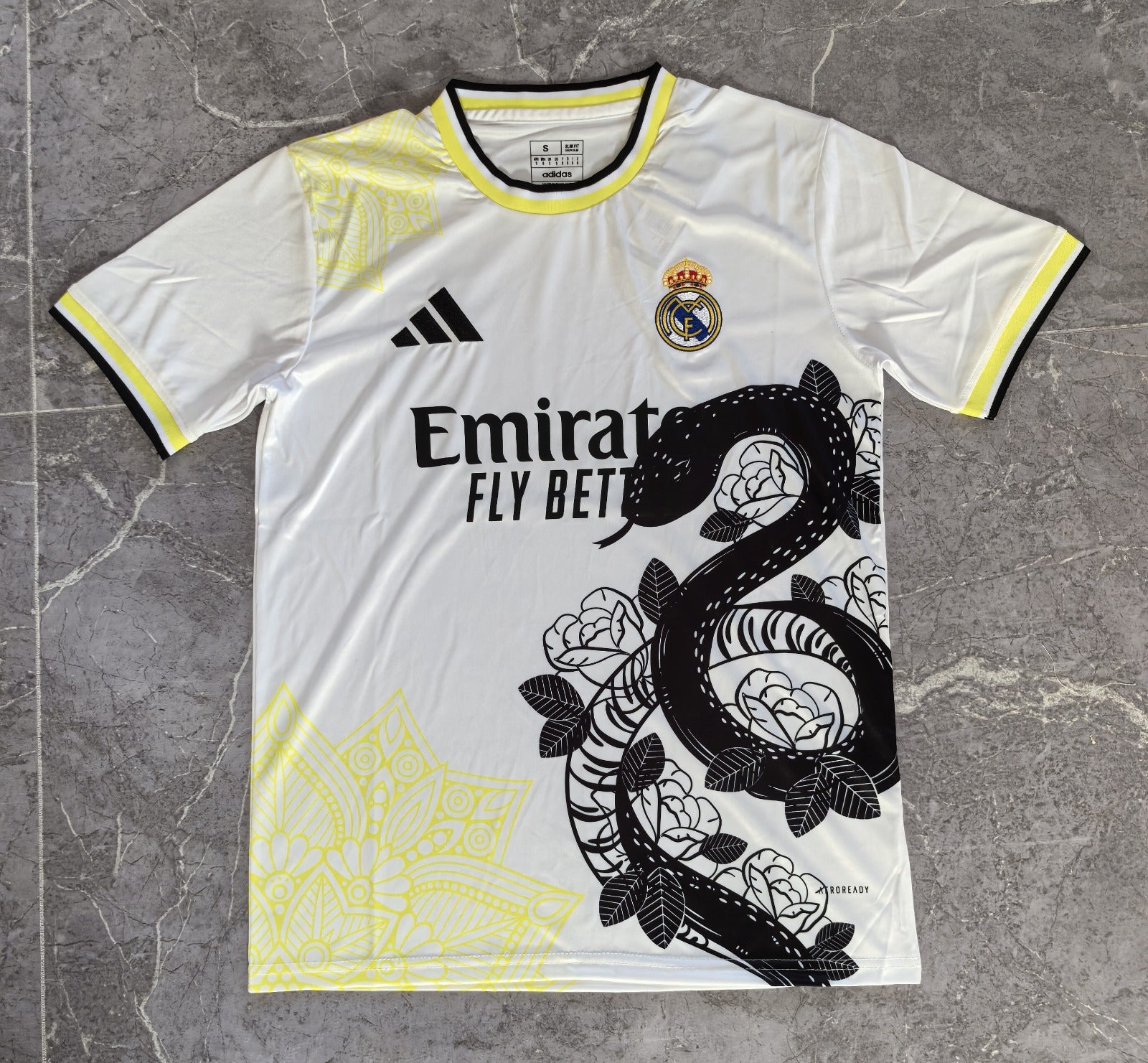 Maillot 24/25 Real Madrid Spécial Serpent