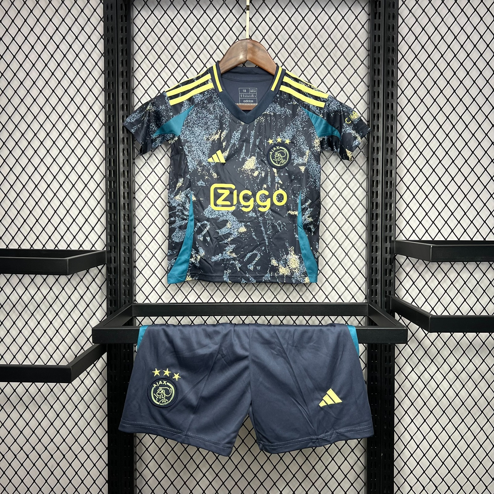 24/25 Ensemble Enfant Ajax